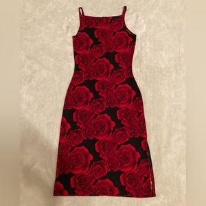 Very stretchy, rose flower dress